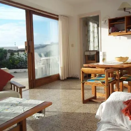Holiday home Lluvlin Famara