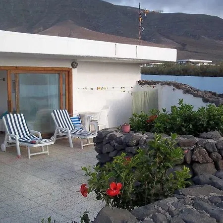 Lluvlin Vakantiehuis Famara