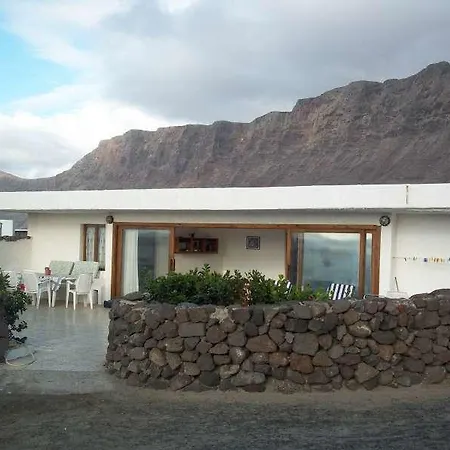 Lluvlin Vakantiehuis Famara